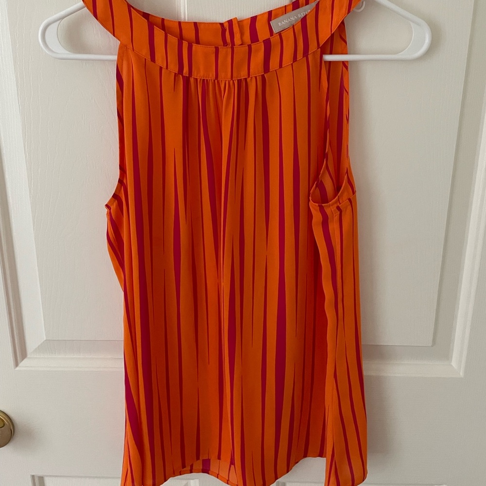 Banana republic sleeveless blouse